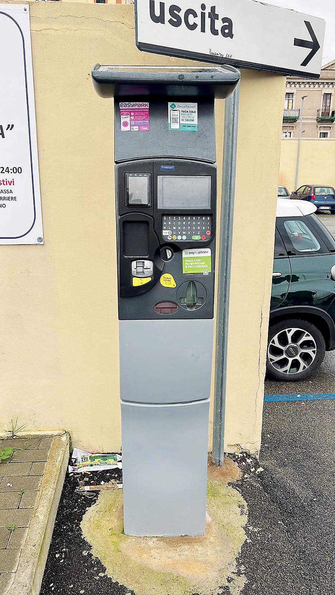 Parcometro parcheggio Artiglieria Kyma Mobilita