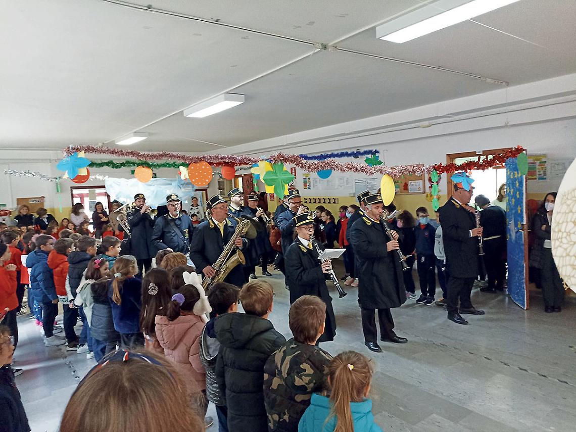 Su iniziativa del Comune le bande cittadine hanno suonato nelle scuole primarie