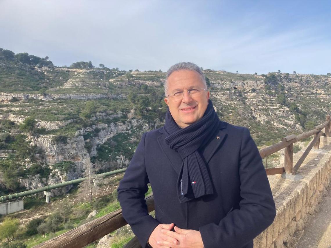 cee200c3-413b-4a2b-bc77-ad7ec8639ba7