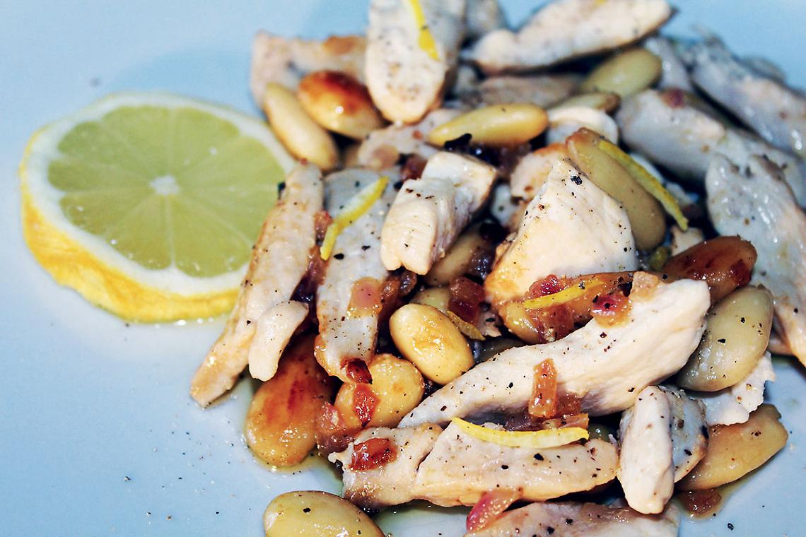 Pollo al limone con le mandorle