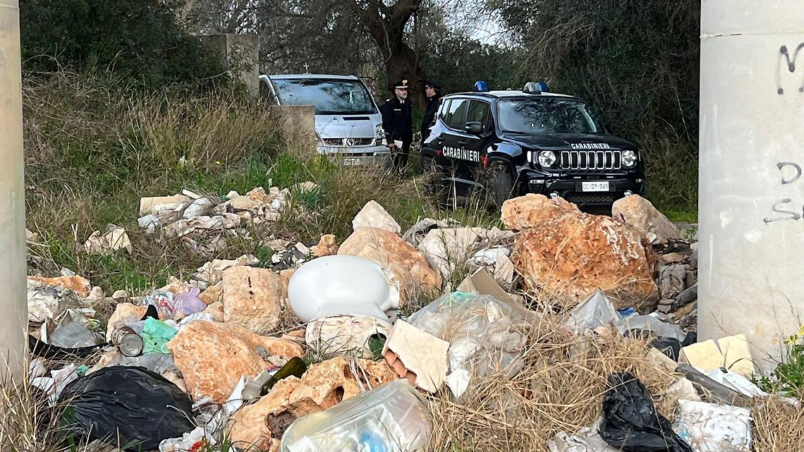 Manduria autopsia sul cadavere nella scarpata
