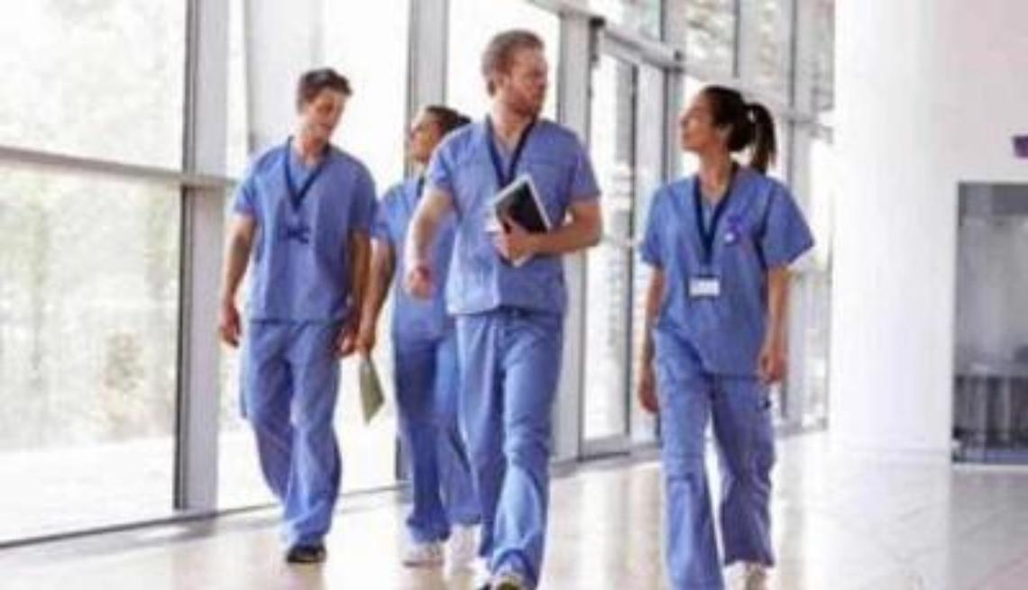 Bimbo Napoli, Fnopi: "No battaglie ideologiche su dolore famiglia e competenze infermieri"