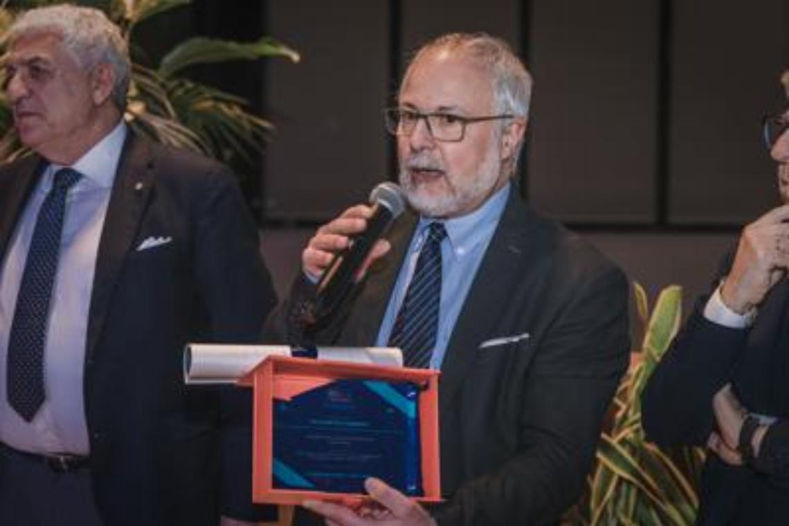 Tumori, da Cipomo premi a informazione, volontariato e oncologia di prossimit&agrave;