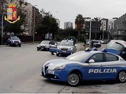 Minaccia di far saltare un palazzo ai Tamburi, in casa sono state trovate armi nascoste
