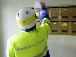 Disservizi postali, il giudice assolve il portalettere: "Responsabilità dell’azienda, organizzazione inadeguata"
