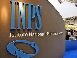 Finti messaggi Inps, allarme truffe digitali: “Non cliccate, vogliono i vostri dati”
