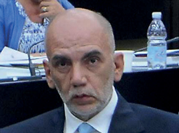 «Melucci ha fatto il suo tempo. Prima se ne va, meglio è per Taranto»