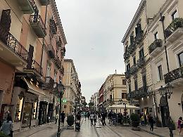 La città felice si scopre triste