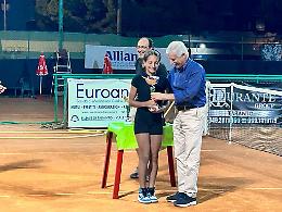 Ancora un successo per la giovanissima tennista grottagliese Sofia Greco