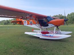 Idrovolanti con la livrea Taranto 2026 in volo  fra Puglia e Albania