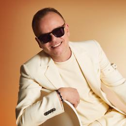 Gigi D'Alessio torna a Taranto