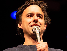 Spazioporto: arriva la comicità all'italiana con otto serate di "stand up" 