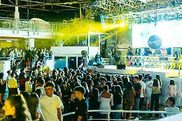 Df Theatre: c'è il party solidale con ragazzi disabili nello staff