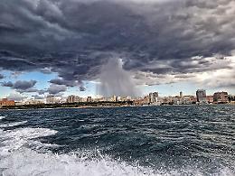 Squarci nel cielo su Taranto