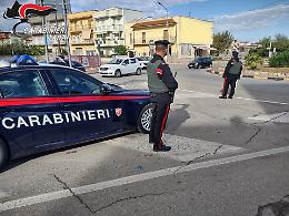 Pretendeva soldi e aggredisce l'anziano genitore