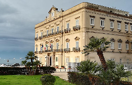 Una città prigioniera dell'accattonaggio politico