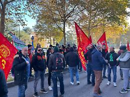 Acciaierie, la marcia su Milano
