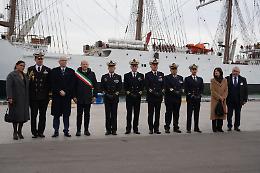 Le marine militari di Perù e Spagna a Taranto