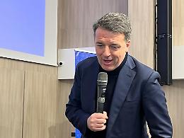 Renzi: «Melucci? Vogliono mandarlo a casa per mettere le mani sulla città». Il video