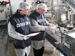 Controlli e sequestri di prodotti caseari
