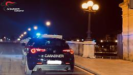 Incendia l'auto di un condomino: arrestato 
