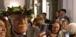 Si laurea in Medicina a 73 anni