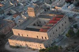 Al via la mostra “Artworks To Surprise” nel Castello Muscettola