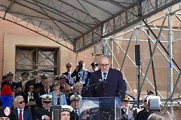 Crosetto: «Taranto strategica per il Paese»