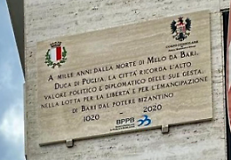 Una targa commemorativa dedicata a Melo da Bari a mille anni dalla morte