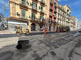 Via Crispi, ripristino del manto stradale