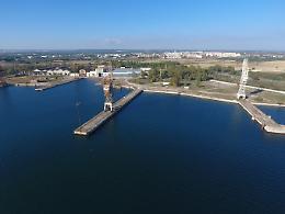 Varo del primo scafo di un mega yacht realizzato interamente a Taranto