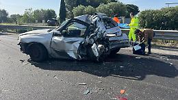 Ancora una tragedia della strada, una donna è morta e un uomo in ospedale