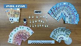 Spaccio di droga nella casa occupata, blitz in via Plinio