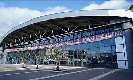 Appalti truccati e mazzette per l’ospedale Covid in Fiera: sette rinvii a giudizio