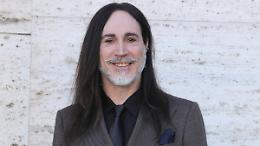 Manuel Agnelli, Tormento, i Santi Francesi: la storia della musica tra talk e showcase