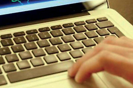 Operazione contro la pedopornografia online: 4 arresti e 3 denunce. Blitz anche a Taranto
