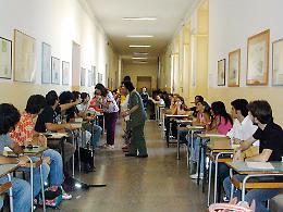 “Esami di Stato e caldo rovente”: i docenti chiedono climatizzazione immediata nelle scuole