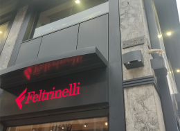 Il giorno di Feltrinelli a Taranto. Le foto