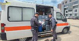 Finta ambulanza fermata dalla Guardia di Finanza: a bordo 1.000 litri di gasolio