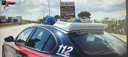 Assalto armato in tabaccheria, colluttazione con una dipendente: arrestati due minorenni