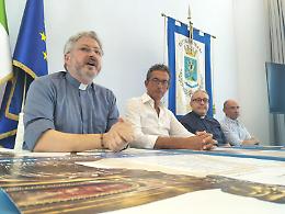 Trani è pronta ad accogliere ancora il "Pazzo di Dio", i festeggiamenti per San Nicola il Pellegrino. Il video