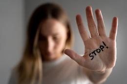 Violenza sulle donne, dalla Regione un contributo per le spese legali