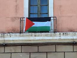 Lo  stop ai rapporti con Israele divide la politica e accende lo scontro