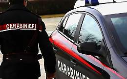 Moto contro auto nella notte, muore un 40enne