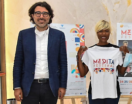 Amii Stewart a Taormina con l'Ico tarantina