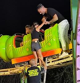 Incidente al luna park: deraglia una carrozza del trenino dei bimbi