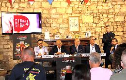 Da Alba Parietti a Franco Nero, tutte le Nobil Donne e i Cavalieri della Disfida di Barletta 2024