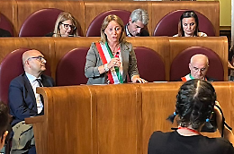 Sindaca di Andria lancia l'allarme: "Sicurezza urbana in pericolo, il Governo intervenga"