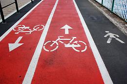 “Manca ancora la segnaletica sulla pista ciclabile dedicata a Petriccione”