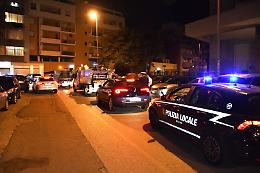 Blitz anti-sporcaccioni a Bari, in azione Polizia Locale e Amiu Puglia. Tutte le foto